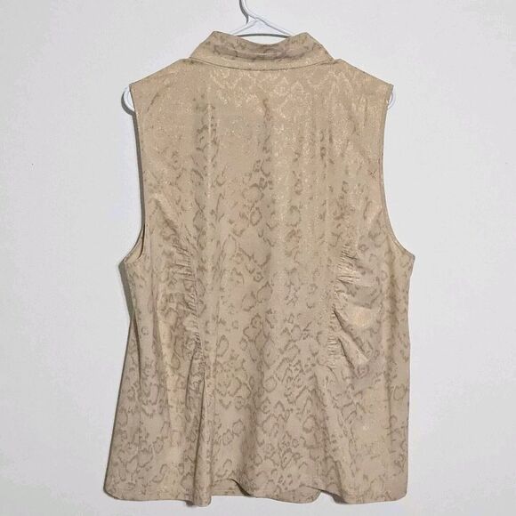 Chico's Zenergy Neema Embossed Leopard Vest Sz 3 US XL Full Zip Sleeveless - Picture 4 of 9